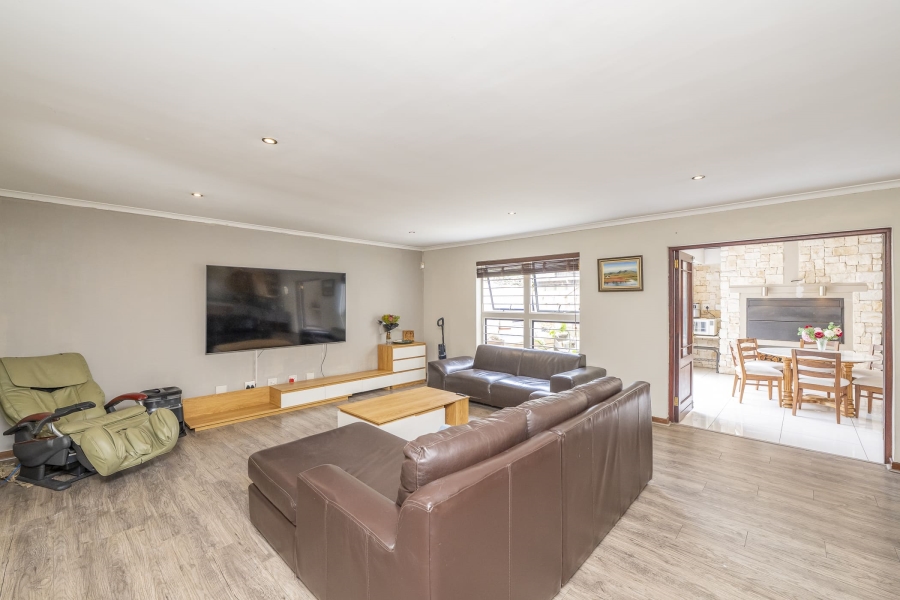 3 Bedroom Property for Sale in De Tijger Western Cape